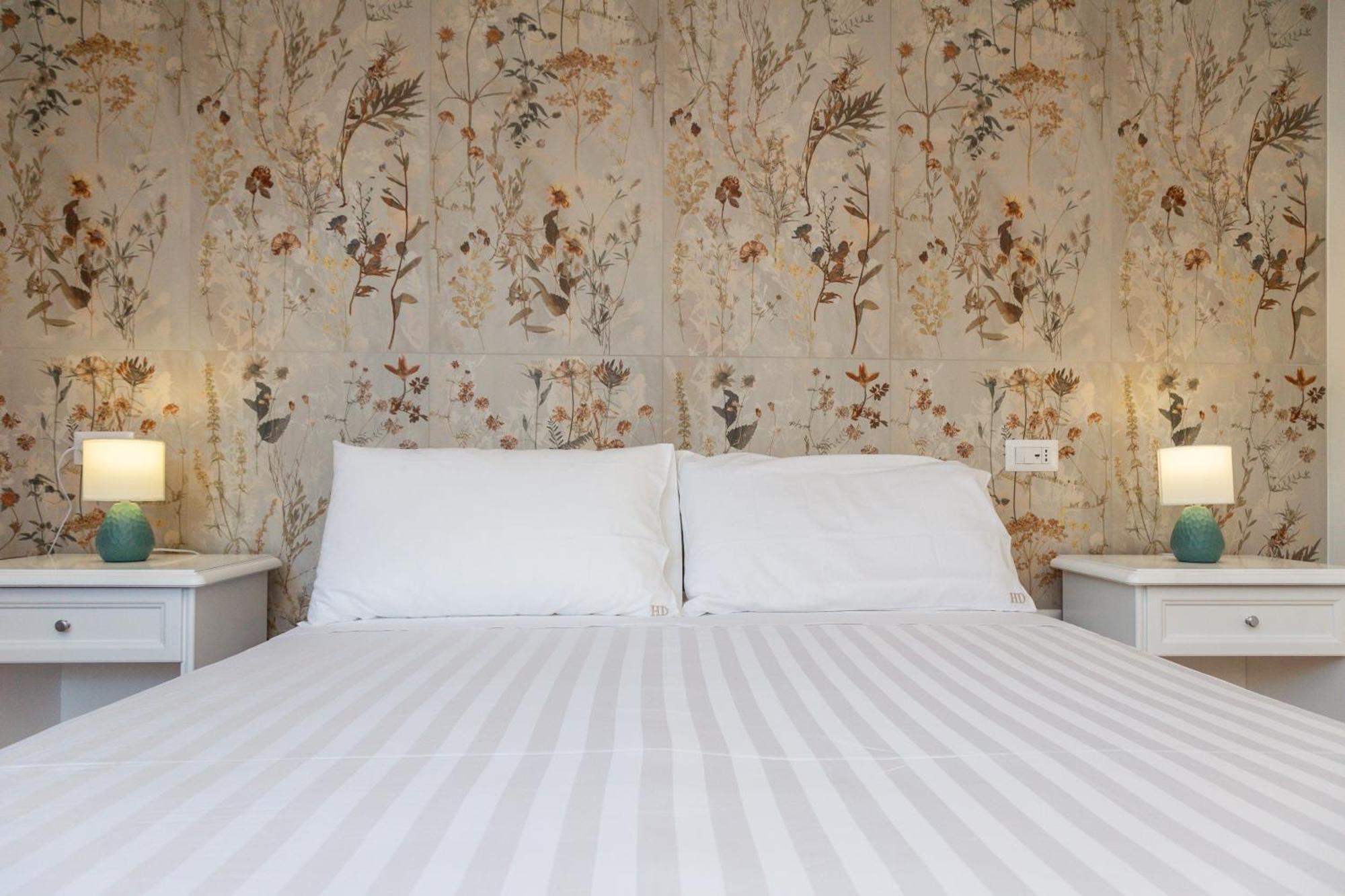 Hotel Donatella Posada Kültér fotó